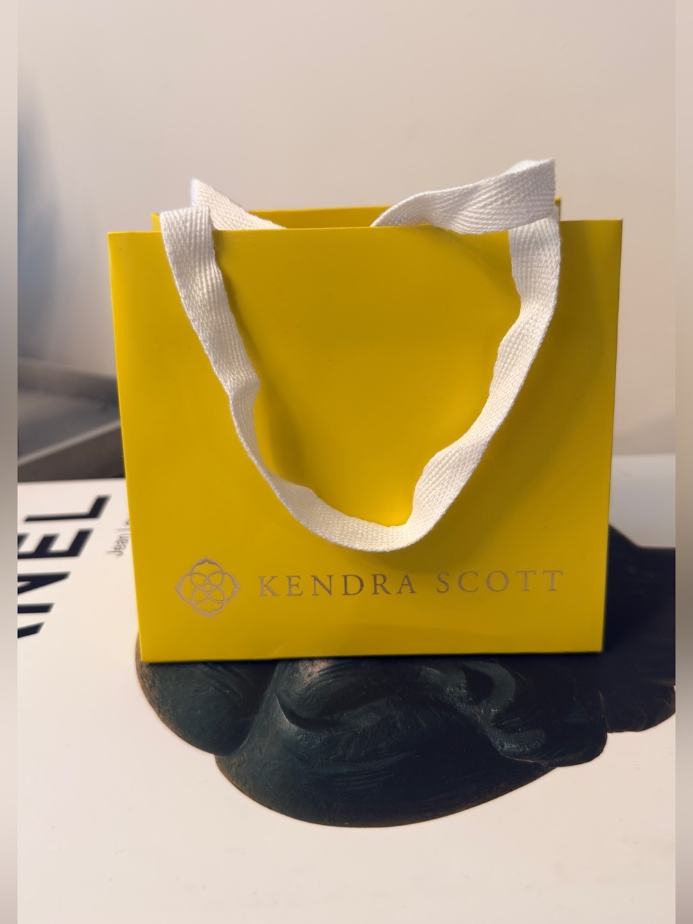 Kendra Scott Bag